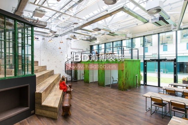 簡約辦公室裝修,廣州裝飾公司,loft風格辦公室,海博裝飾.jpg